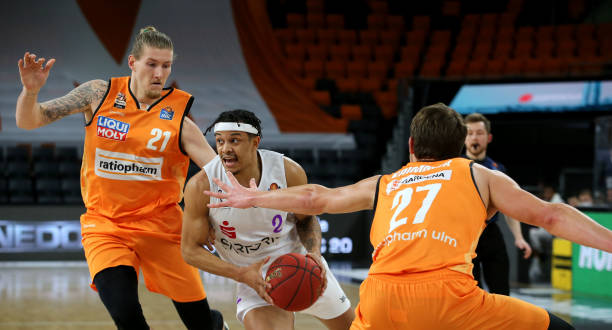 苏亚雷斯因 苏亚雷斯因