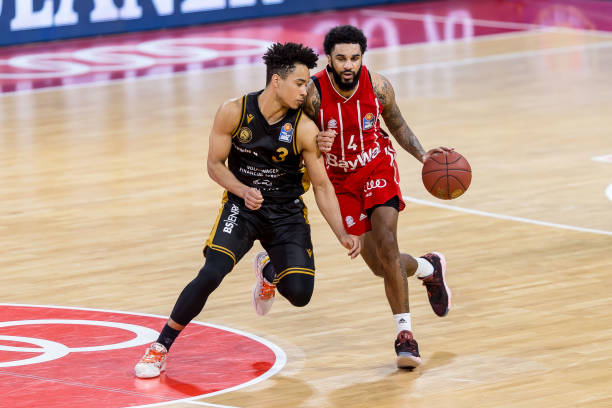 通过提拔更 通过提拔更