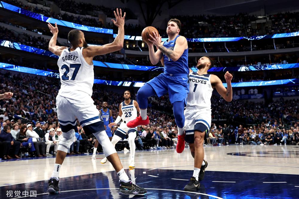 中国足球的 中国足球的